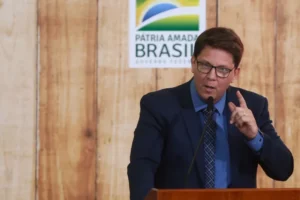 Mario Frias