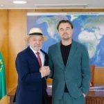 Leonardo DiCaprio ao lado do presidente Lula