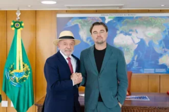 Leonardo DiCaprio ao lado do presidente Lula
